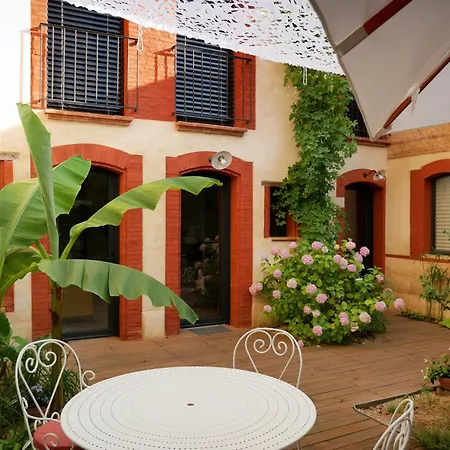 Le Clos, Maison Au Coeur De